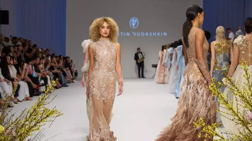 Неделя моды Dubai Fashion Week в Дубае