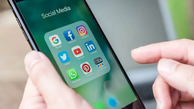 Жители Дубая смогут жаловаться на ритейлеров через WhatsApp