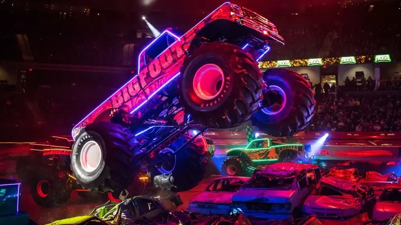 Шоу Hot Wheels Monster Trucks в Абу-Даби