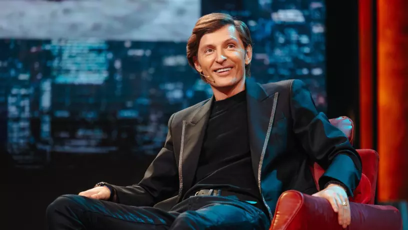 ​Сольный STAND UP Павла Воли в Дубае
