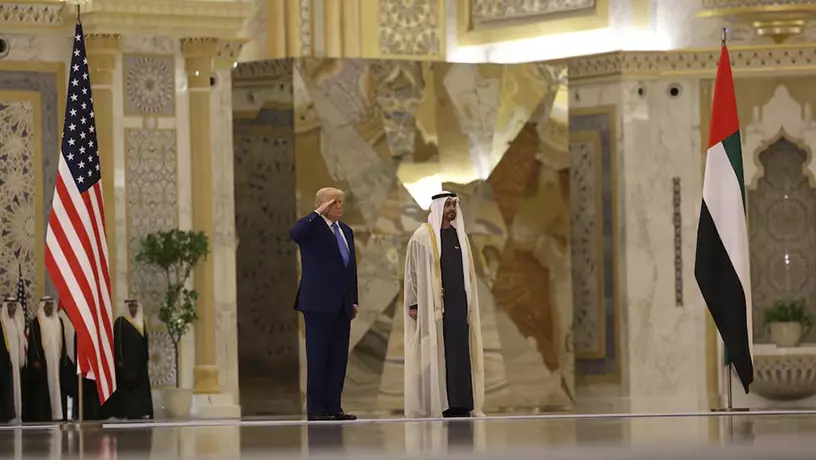 Дональд Трамп прибыл в ОАЭ с официальным визитом