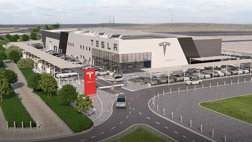 В ОАЭ откроют первый центр Tesla