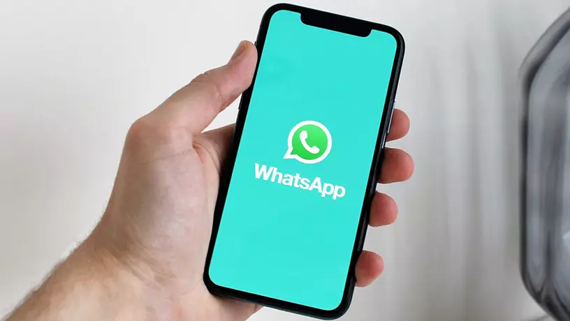 В Дубае теперь можно заказать такси через WhatsApp