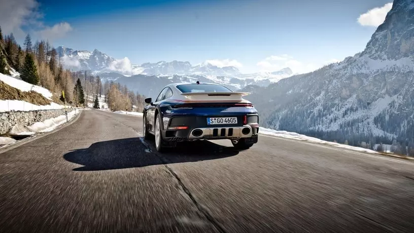 ​В России пресекли лжетранзит Porsche из ОАЭ