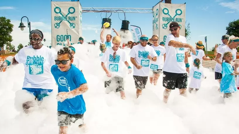 Пенный забег Bubble Run в Дубае