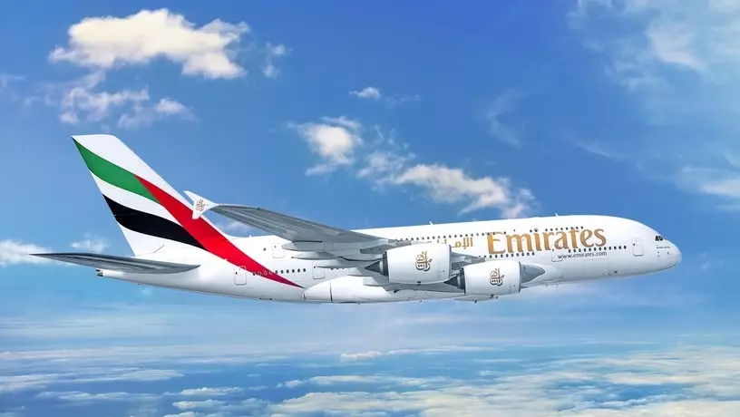 ​Emirates возобновляет программу скидок по посадочным талонам