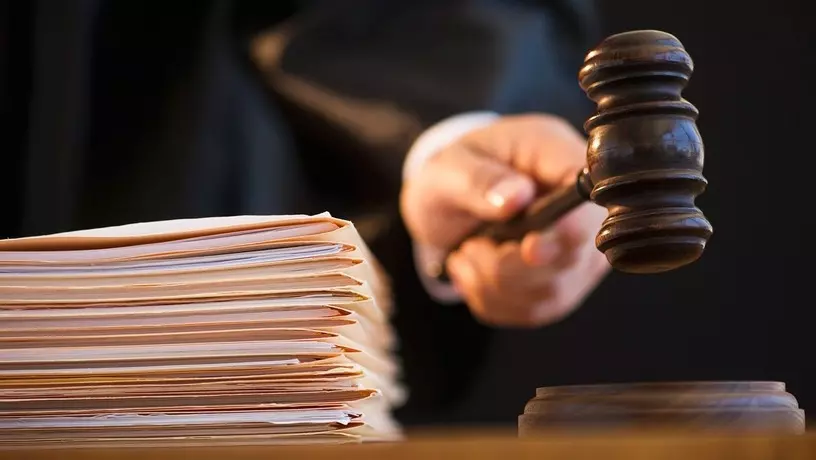 Суд Дубая обязал семью выплатить клинике почти 400 тыс. дирхамов