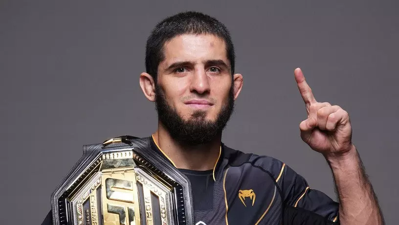 Ислам Махачев защитил титул чемпиона UFC в Абу-Даби