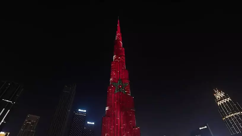Башню Burj Khalifa окрасили в цвета марокканского флага