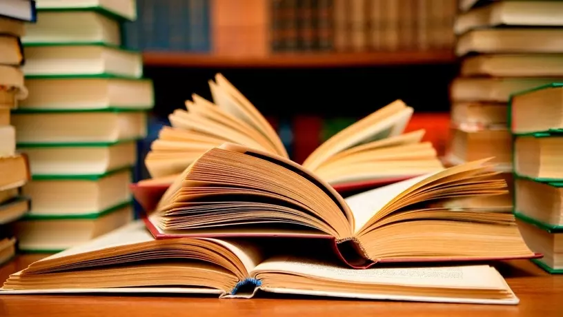 Шарджа инвестирует 4,5 млн дирхамов в книги для библиотек