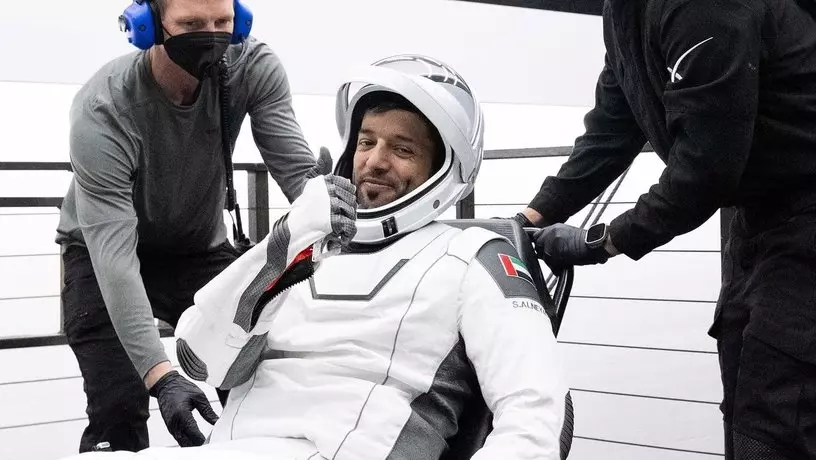 ​Космонавт из ОАЭ успешно вернулся на Землю