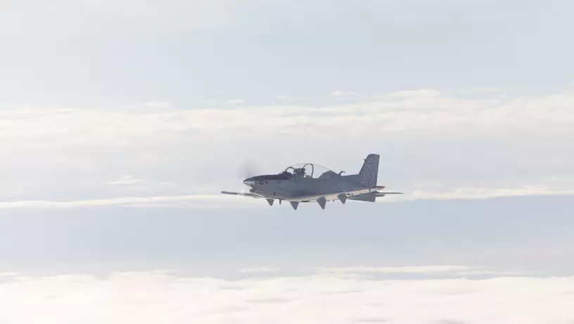 ​Россия представляет учебный самолет УТС-800 на выставке в Абу-Даби