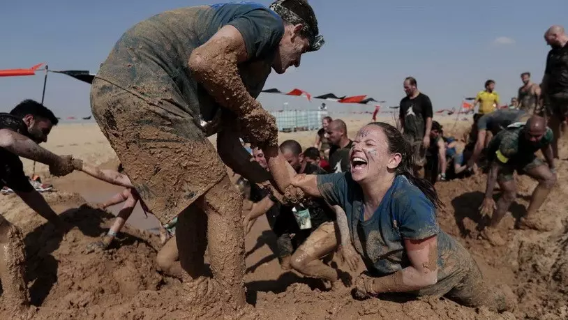 ​Забег du Tough Mudder и Mini Mudder 2018, Дубай, ОАЭ