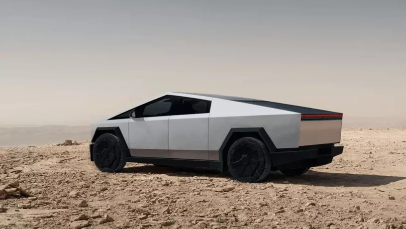 ​Tesla начала поставки пикапов Cybertruck в ОАЭ