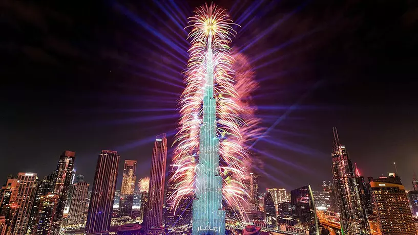 В Дубае рассказали, где можно бесплатно посмотреть салюты на Burj Khalifa