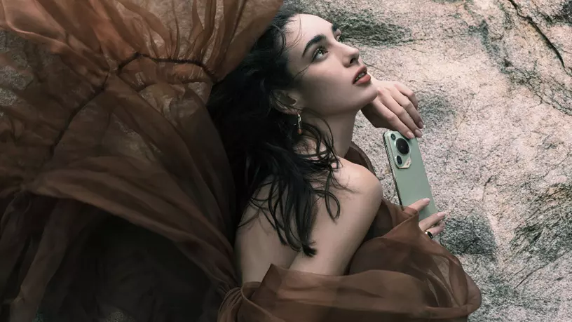 ​HUAWEI Pura 70 Ultra: новый флагман для фанатов фотографии и дизайна