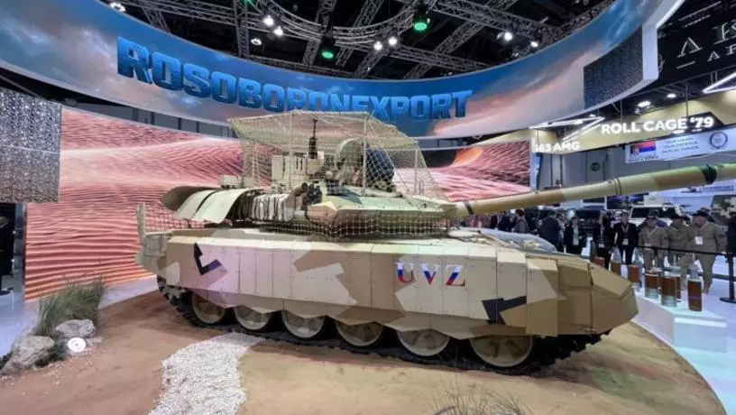 ​Президент ОАЭ посетил российскую экспозицию на IDEX 2025