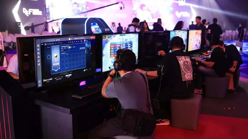 Киберспротивный фестиваль Dubai Esports Festival 2023 в Дубае