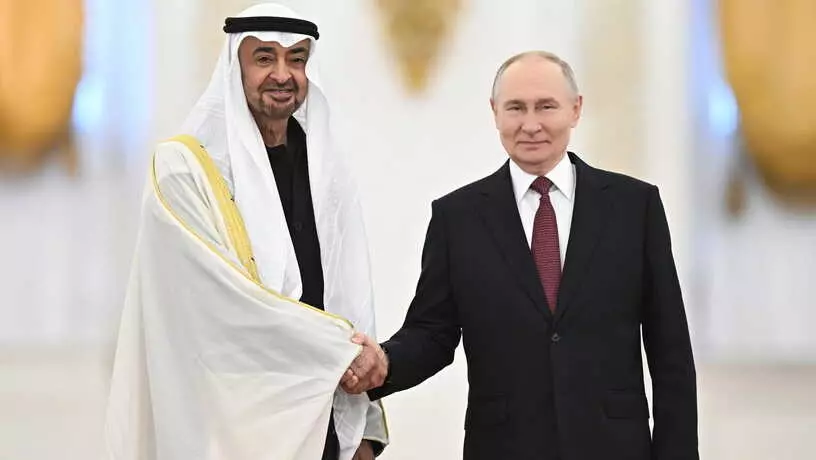 ​В Кремле проходят переговоры президентов России и ОАЭ 