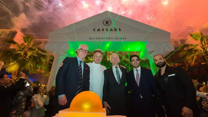 В Дубае состоялось красочное открытие нового отеля Ceasars Palace 