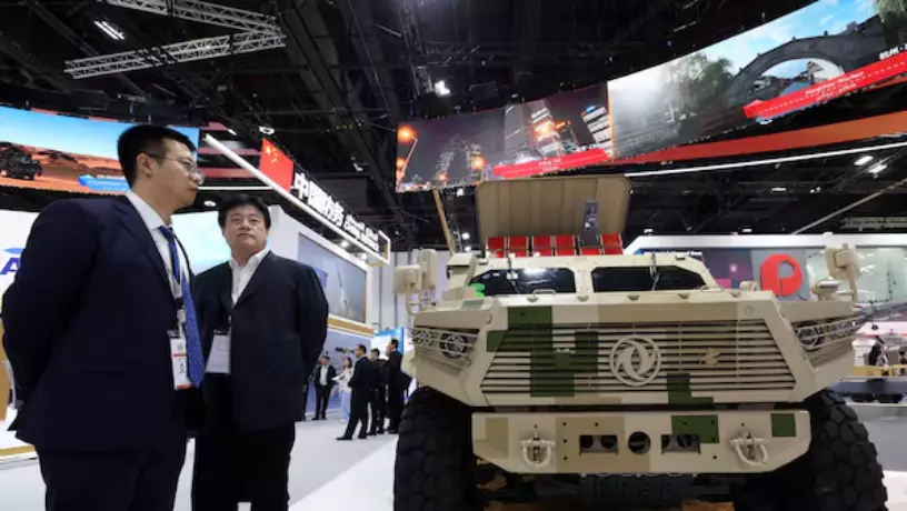 Сумма сделок в первый день Idex 2025 составила 4 млрд дирхамов