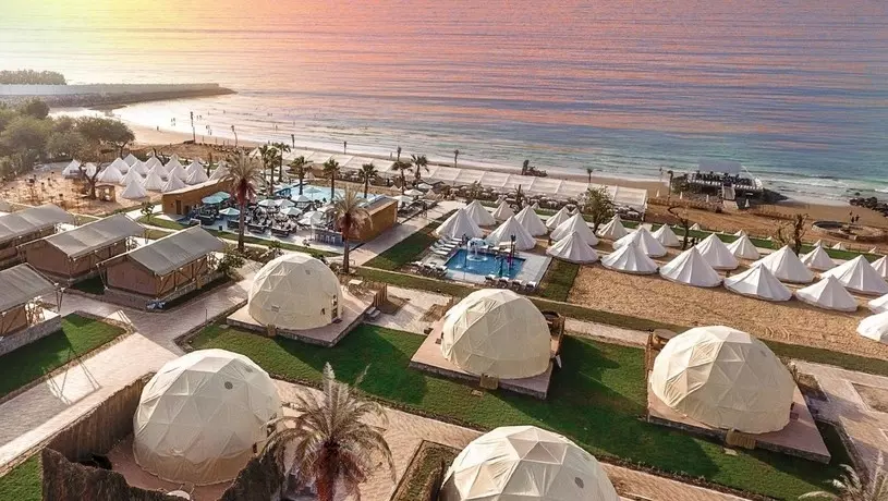 ​Longbeach Campground:  5-звездочный сервис в палатке