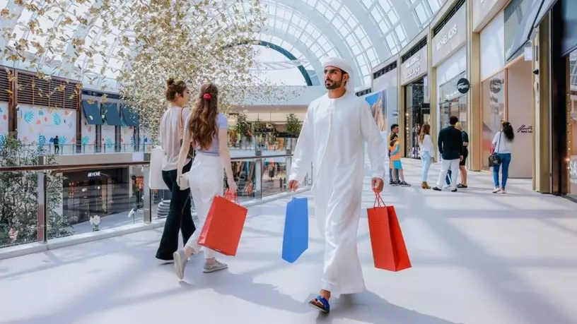 Фестиваль скидок Dubai Summer Surprises 2024 в Дубае
