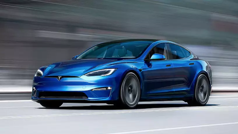 ​В ОАЭ стали бесплатными суперзарядки для Tesla
