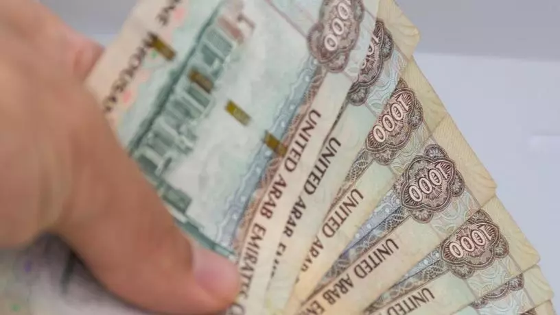 ​В ОАЭ напомнили о штрафах за неоплату страховки по безработице