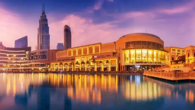 ​В Dubai Mall начинают взимать плату за парковку