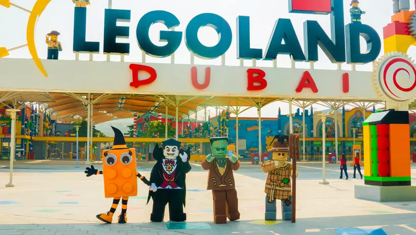 Парк Legoland в Дубае приглашает на Хэллоуин