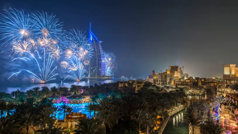 ​Незабываемая новогодняя ночь в отеле Burj Al Arab Jumeirah