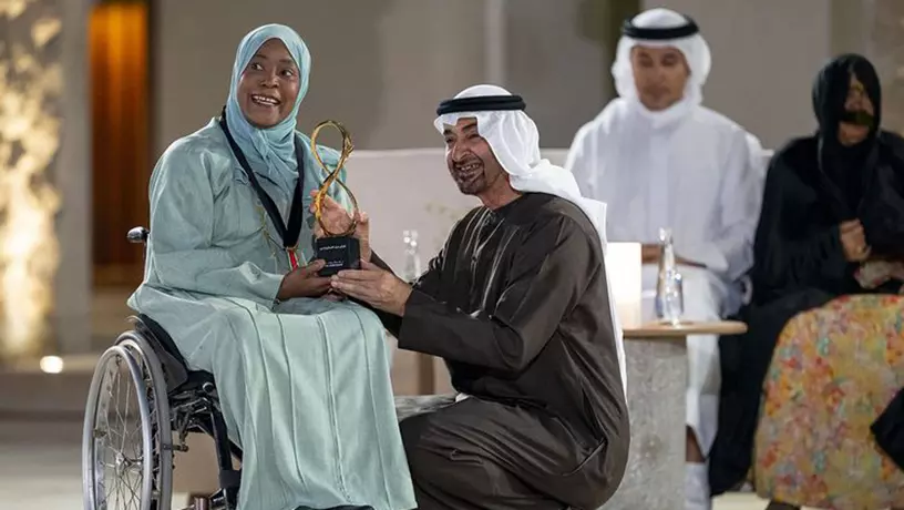 Президент ОАЭ вручил премии Abu Dhabi Awards